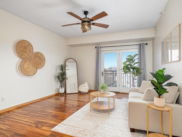 2900 11th Avenue S 413, Minneapolis, MN 55407