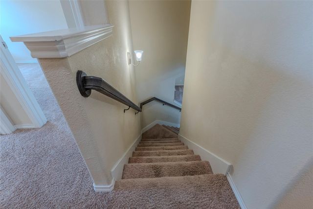 5157 Grayson Ridge Drive, Fort Worth, TX 76179