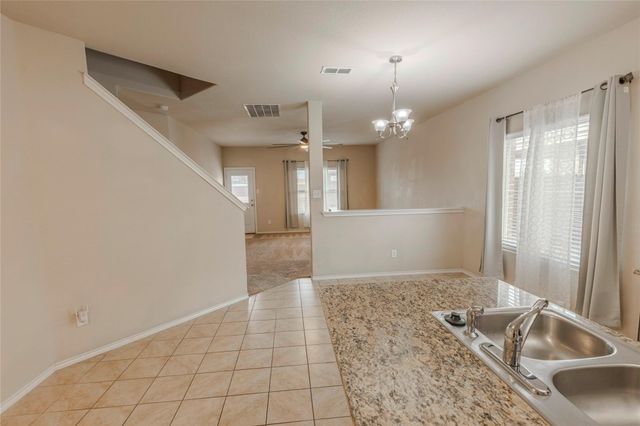 5157 Grayson Ridge Drive, Fort Worth, TX 76179