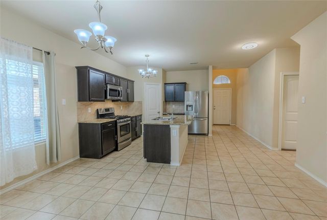 5157 Grayson Ridge Drive, Fort Worth, TX 76179