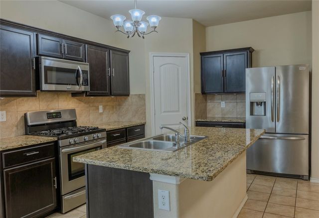 5157 Grayson Ridge Drive, Fort Worth, TX 76179