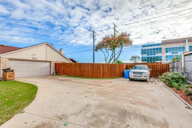 9442 Willard Street, Rowlett, TX 75088