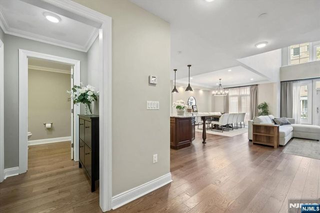 208 Shearwater Court 15, Jersey City, NJ 07305