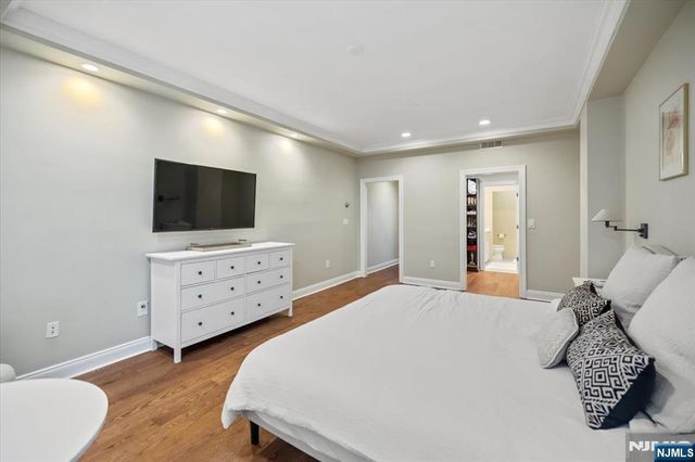 208 Shearwater Court 15, Jersey City, NJ 07305
