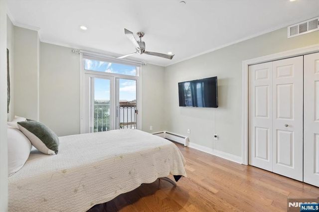 208 Shearwater Court 15, Jersey City, NJ 07305