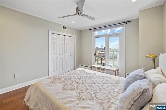 208 Shearwater Court 15, Jersey City, NJ 07305