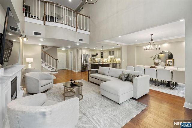 208 Shearwater Court 15, Jersey City, NJ 07305