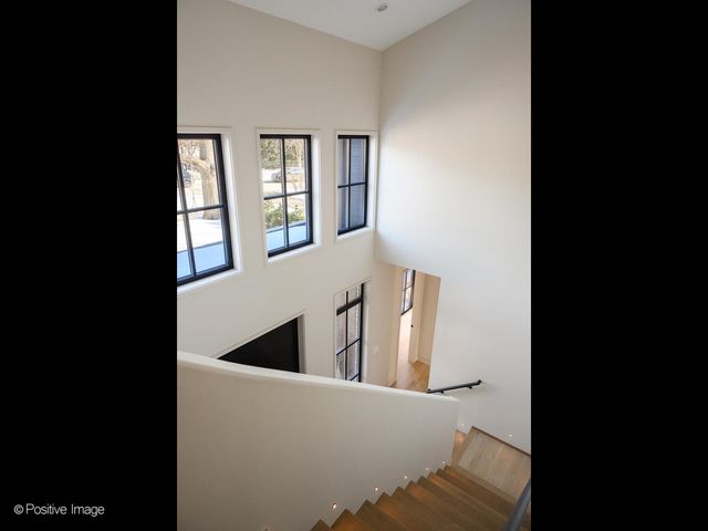 1180 Oak Ridge Drive, Glencoe, IL 60022