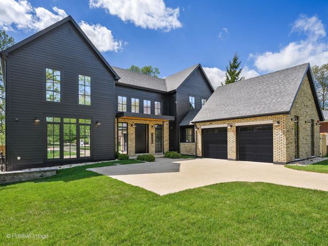 1180 Oak Ridge Drive, Glencoe, IL 60022