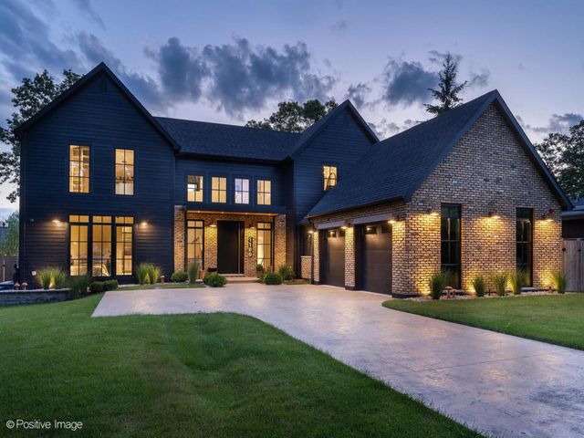 1180 Oak Ridge Drive, Glencoe, IL 60022