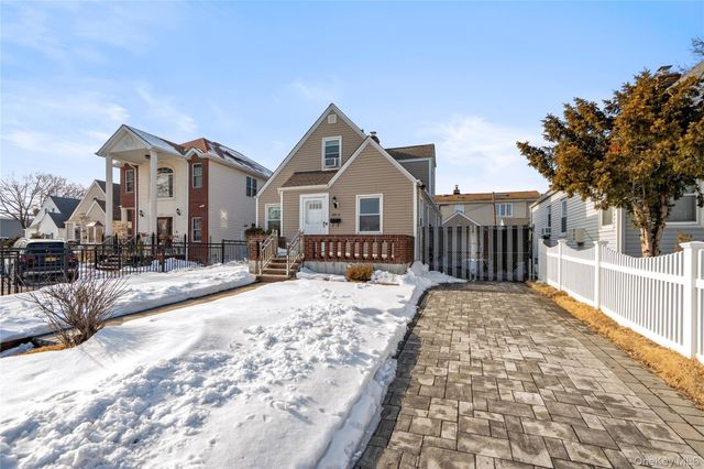 269-15 Union Turnpike, New Hyde Park, NY 11040