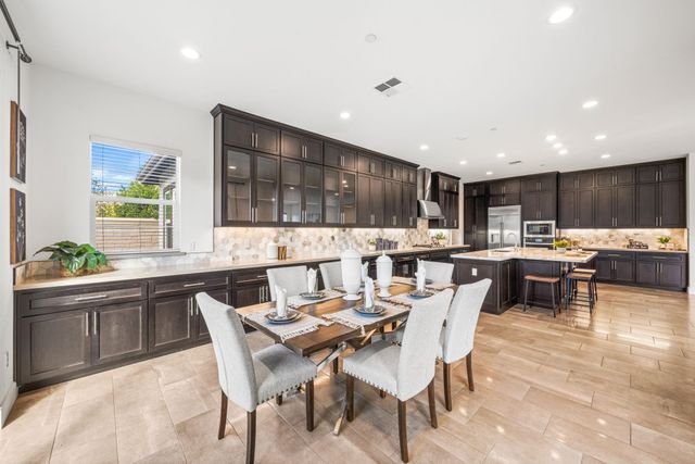 1989 Old Vine Pl, Brentwood, CA 94513