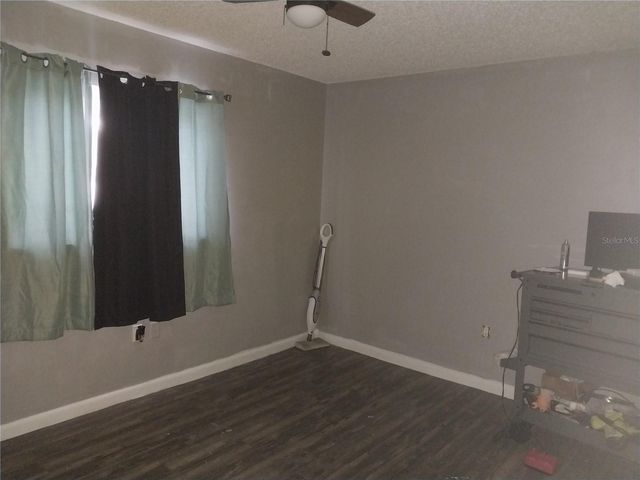 2733 E DELLWOOD DRIVE, Eustis, FL 32726