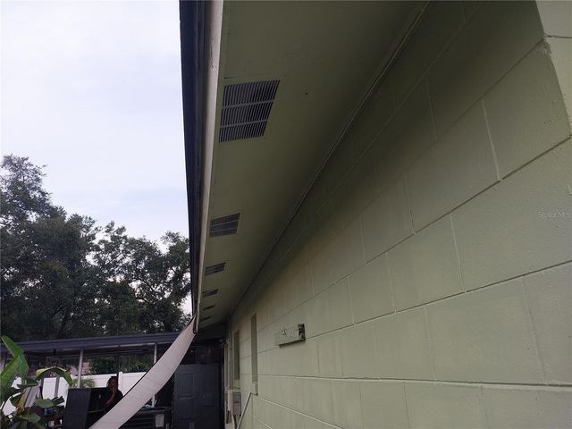 2733 E DELLWOOD DRIVE, Eustis, FL 32726