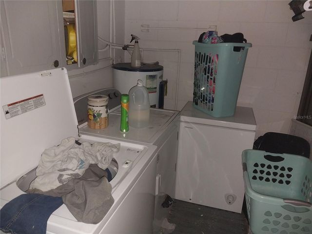 2733 E DELLWOOD DRIVE, Eustis, FL 32726