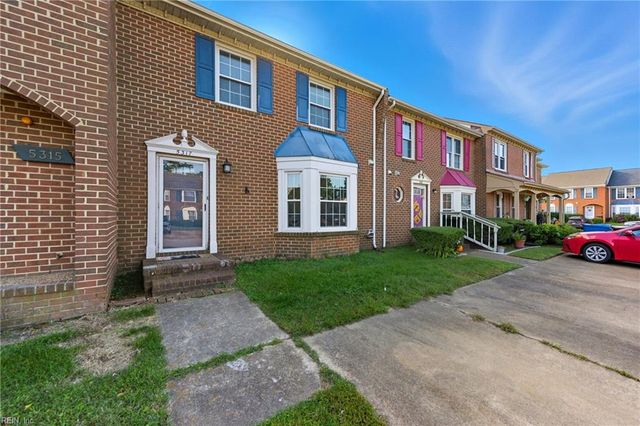 5317 Brookstone LN, Virginia Beach, VA 23455