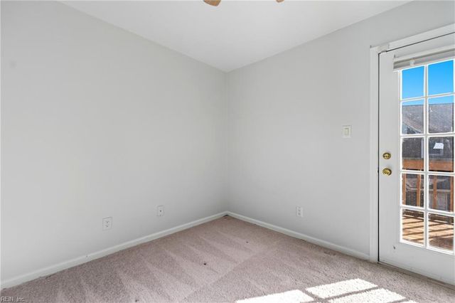 5317 Brookstone LN, Virginia Beach, VA 23455