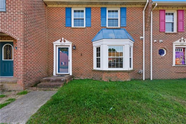 5317 Brookstone LN, Virginia Beach, VA 23455