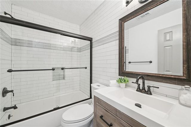 2900 Emerald Springs Drive, Lawrenceville, GA 30045