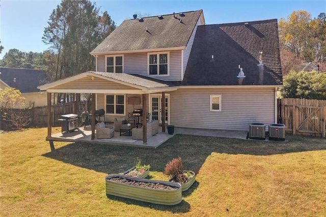 2900 Emerald Springs Drive, Lawrenceville, GA 30045