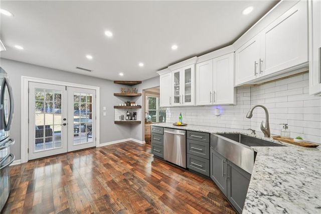 2900 Emerald Springs Drive, Lawrenceville, GA 30045