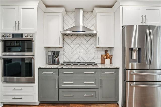 2900 Emerald Springs Drive, Lawrenceville, GA 30045