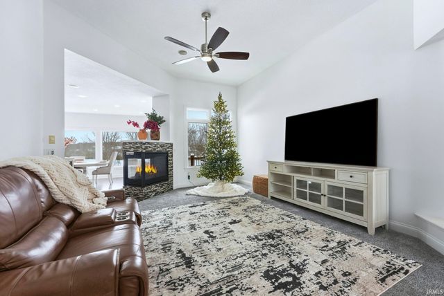 17921 Lochner Road, Spencerville, IN 46788