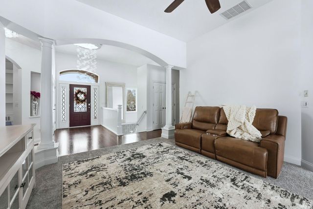 17921 Lochner Road, Spencerville, IN 46788