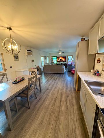 951 Saint John Rd., Galivants Ferry, SC 29544