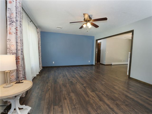 2645 North Way, Akron, OH 44312