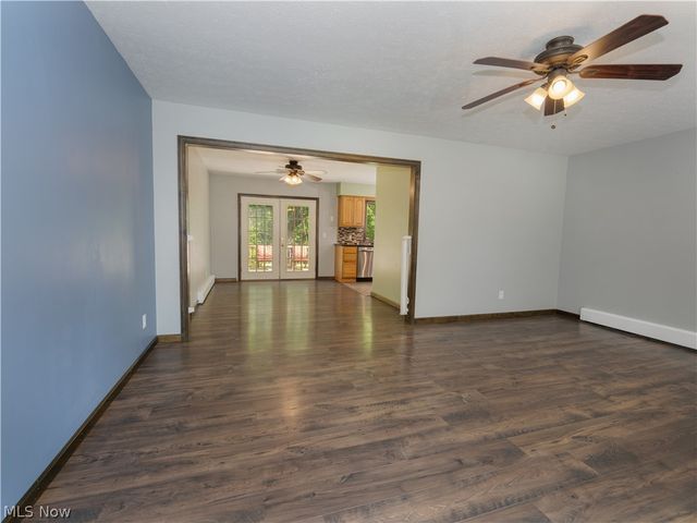 2645 North Way, Akron, OH 44312
