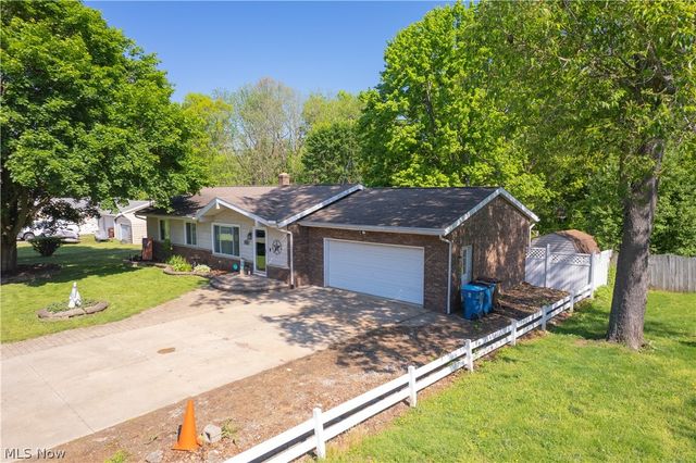 2645 North Way, Akron, OH 44312