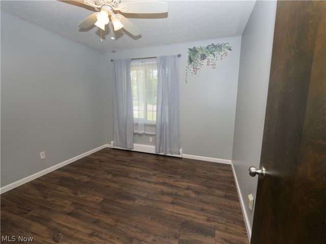 2645 North Way, Akron, OH 44312