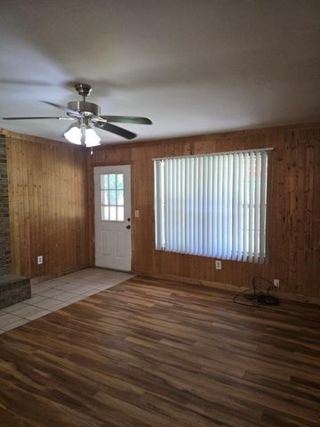 826 Old Newton Road, Daleville, AL 36322