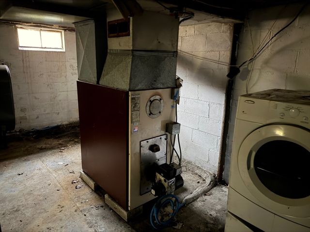 66 Belmont St, Whitman, MA 02382