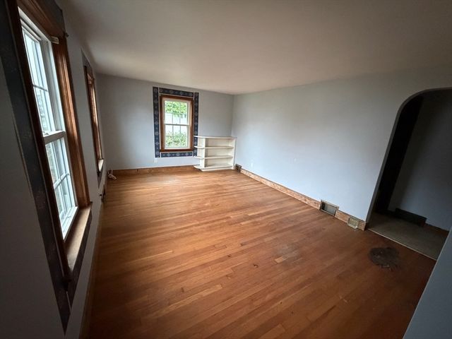 66 Belmont St, Whitman, MA 02382