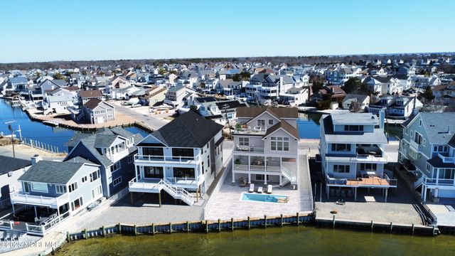 13 Paul Jones Drive, Brick, NJ 08723