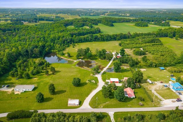 3510 Bybee Branch Rd, Mcminnville, TN 37110