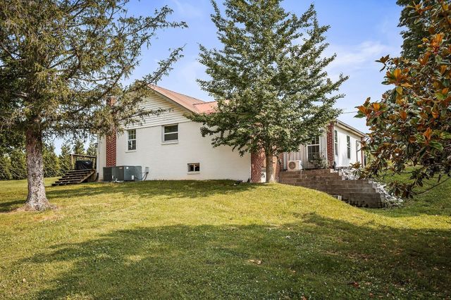 3510 Bybee Branch Rd, Mcminnville, TN 37110