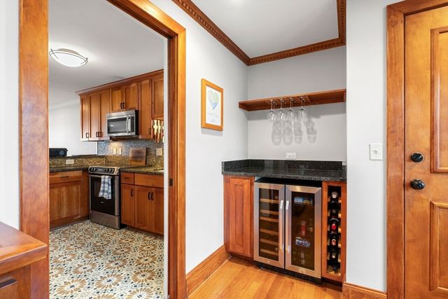 57 Front Street 2, Beverly, MA 01915