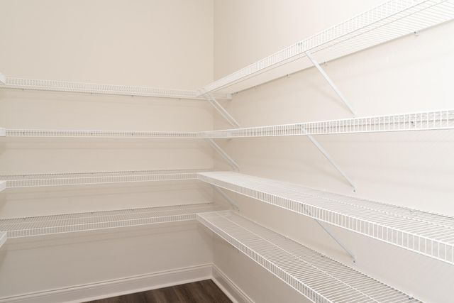 825 Amesbury Drive, Florence, KY 41042