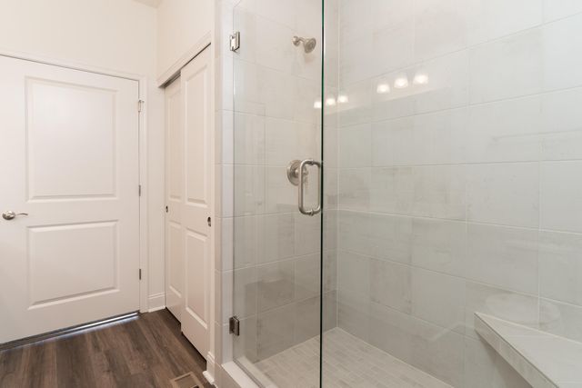 825 Amesbury Drive, Florence, KY 41042