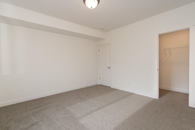 825 Amesbury Drive, Florence, KY 41042