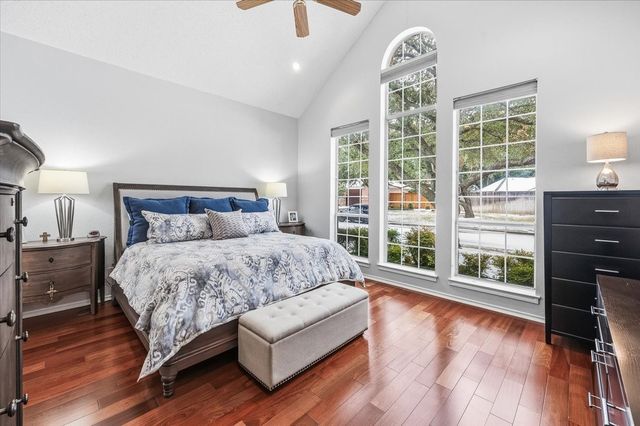 6724 Castle Creek Drive, Fort Worth, TX 76132