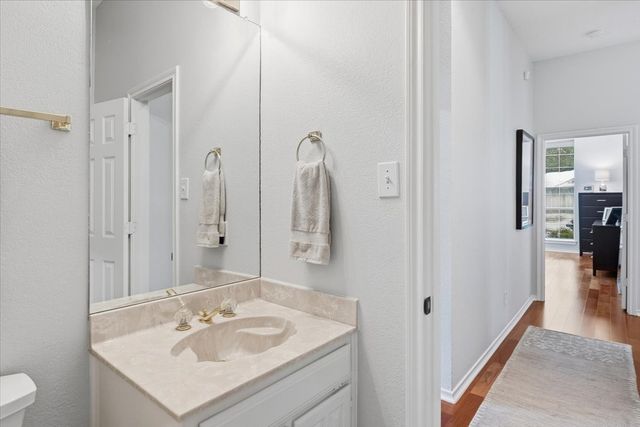 6724 Castle Creek Drive, Fort Worth, TX 76132