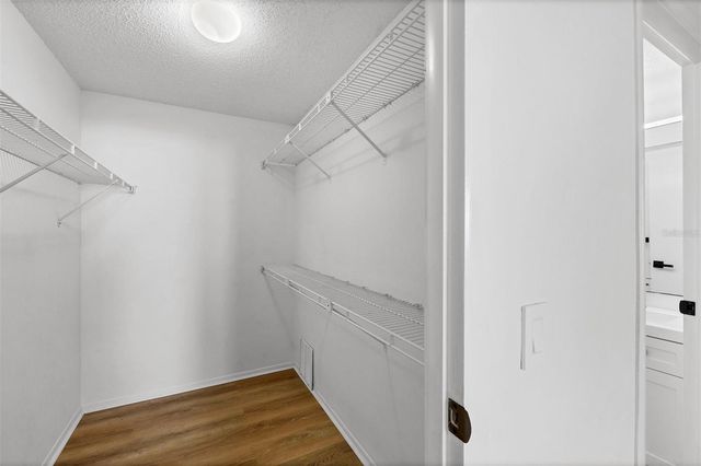 3231 BENEVA ROAD 103, Sarasota, FL 34232