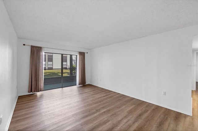 3231 BENEVA ROAD 103, Sarasota, FL 34232