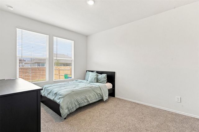 130-B Harrison XING, Uhland, TX 78640