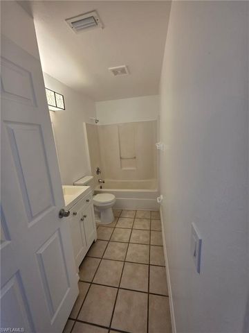 1248 Columbus BLVD B, Fort Myers, FL 33913