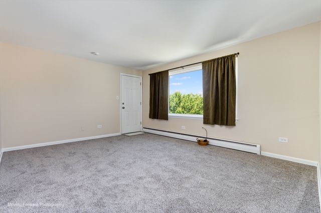 6940 W 65th Street 3B, Chicago, IL 60638
